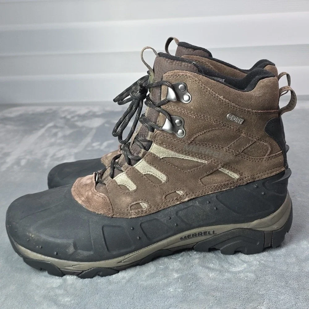 Merrell Moab Polar Waterproof Winter Boots espresso brown and black colorway.‎
